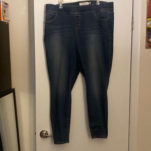 Torrid stretch skinny jeans